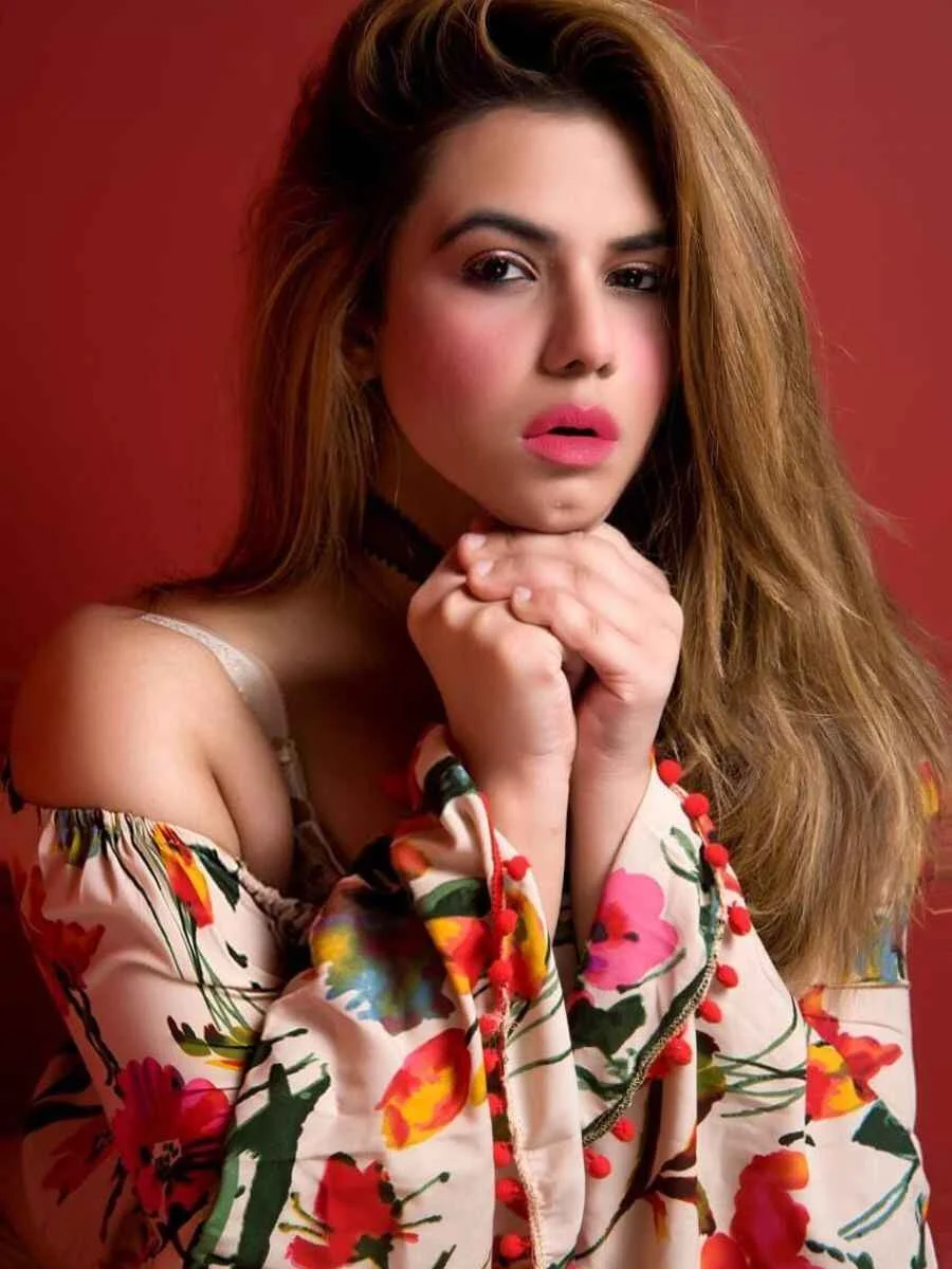 Celebrity Pune Escorts