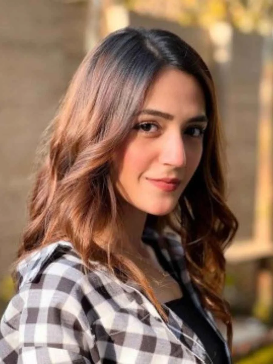 Housewife Pune Escorts